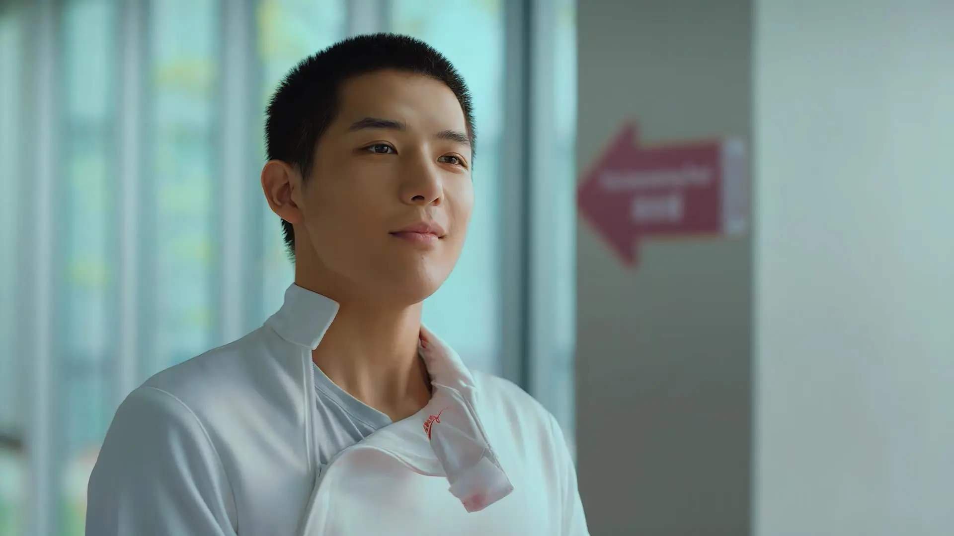 开云电竞登录入口-皇马锋线新组合展现惊人效率,皇马巅峰中场